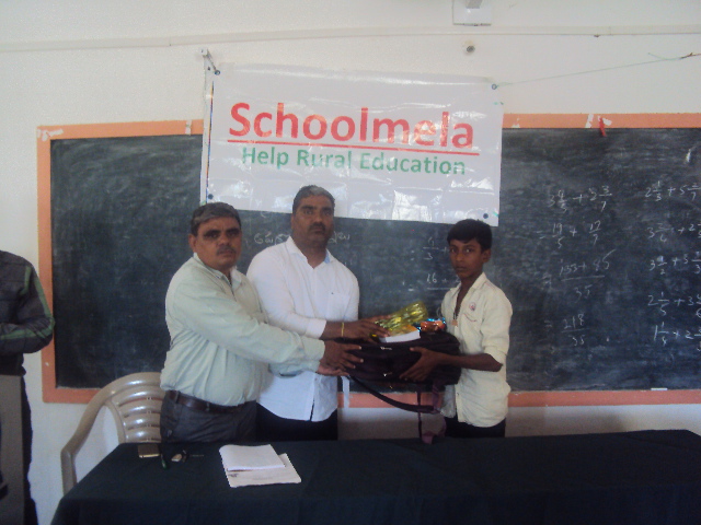 2018 - Obulayapalli School Distribution Event 4