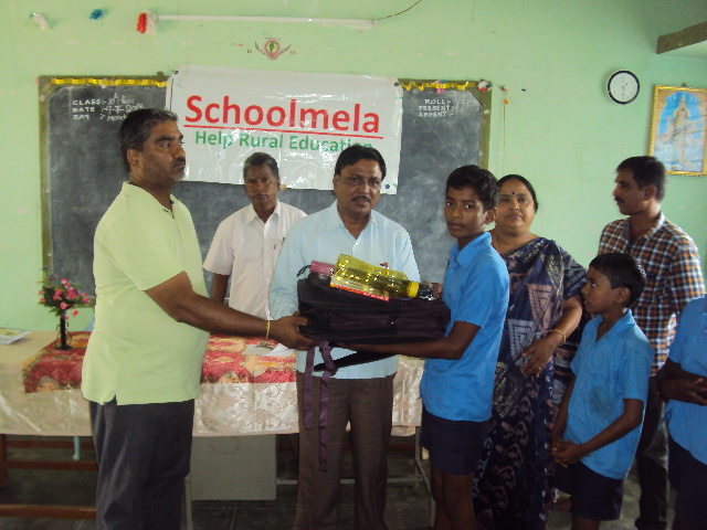 2018 - Pedakanaparthi School Distribution Event 4