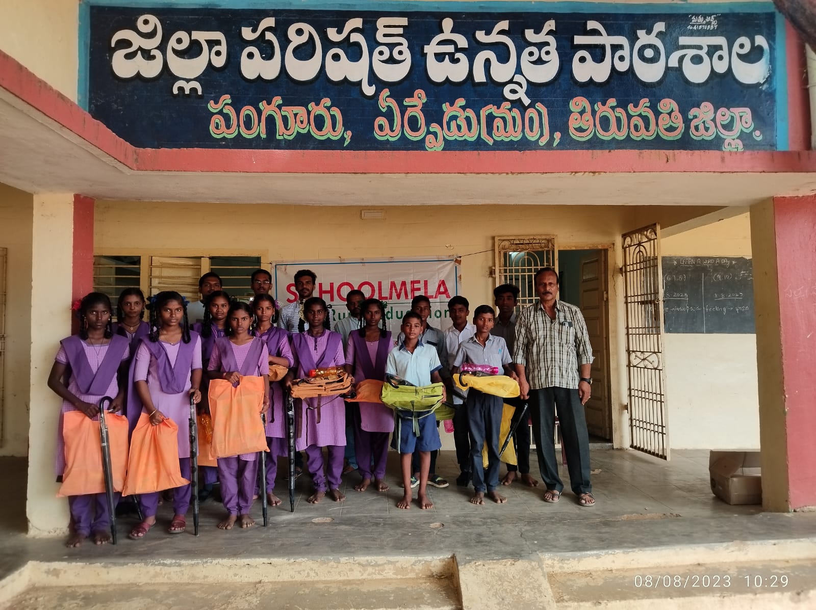 Schoolmela 2023 Distribution Panguru 1